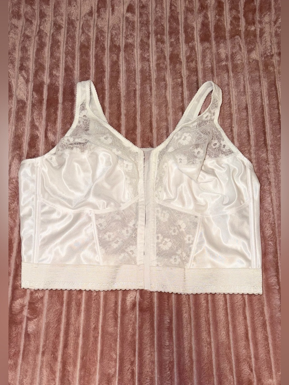 Front-Closure Longline Lace & Satin Bralette - Cream